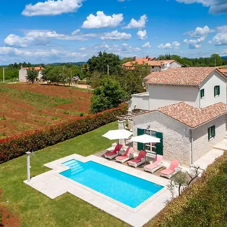 Lasici Vakantiehuis *